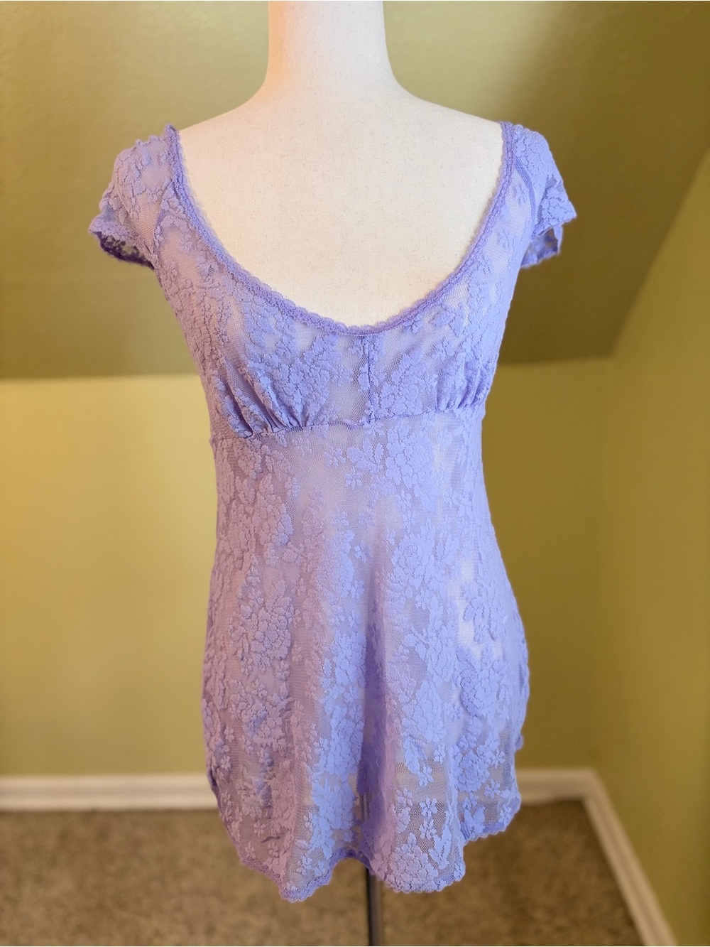 VTG 2003 Victoria’s Secret Sheer Purple Lace Chemise Slip Fairycore Coquette